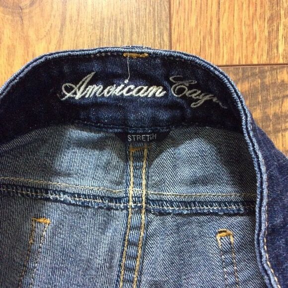 American eagle SZ 4 cuffed jean shorts denim - Picture 3 of 4